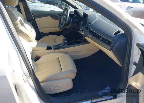 2022 Audi A4 Premium Plus 45 Tfsi S Line Quattro S Tronic z USA, uszkodzony, nr VIN WAUEAAF47NN015119